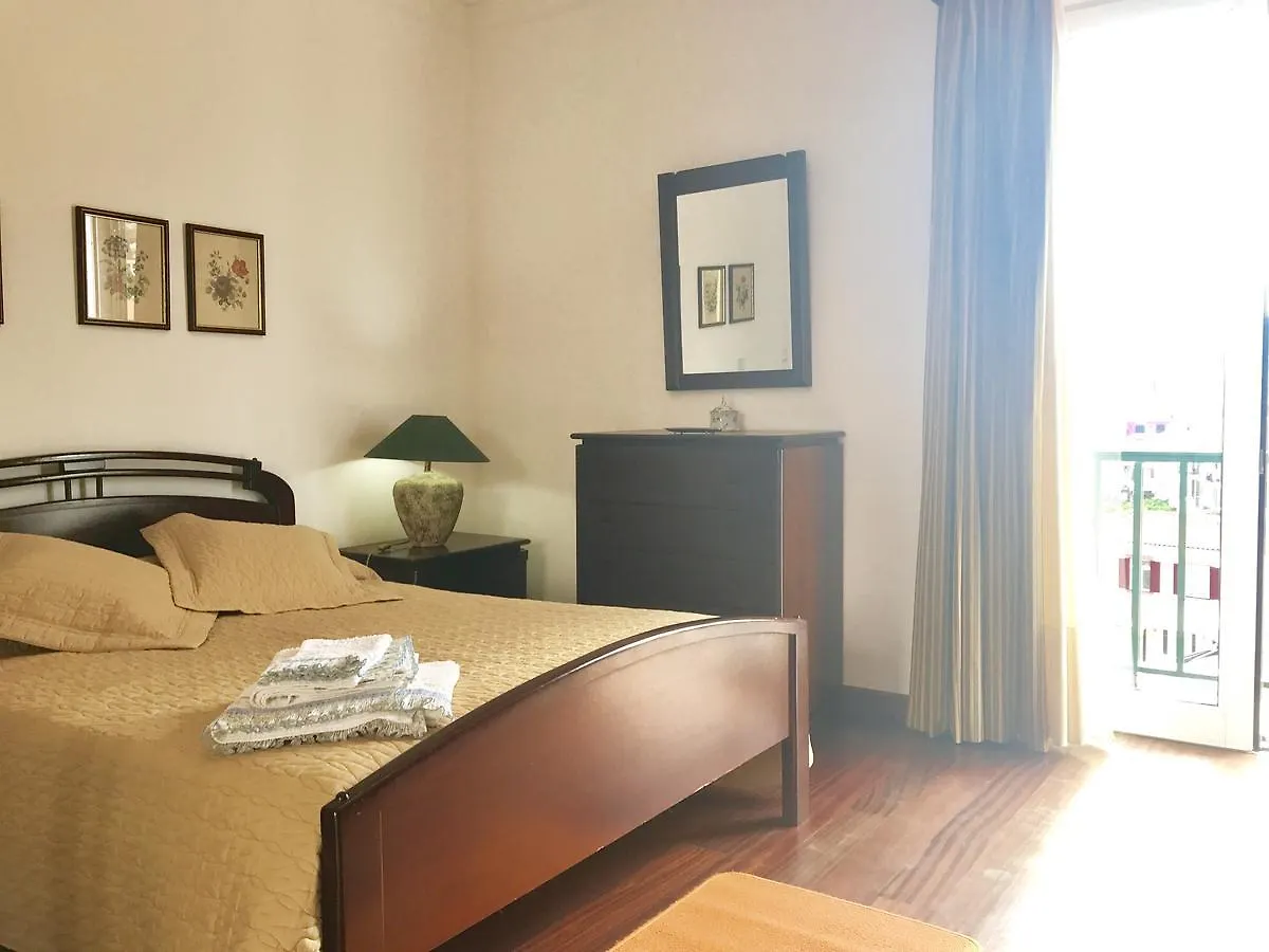 Old Town Apartment Sea View Funchal  Portogallo