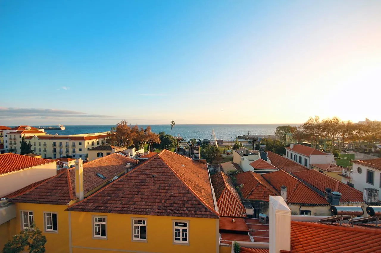 Old Town Apartment Sea View Funchal