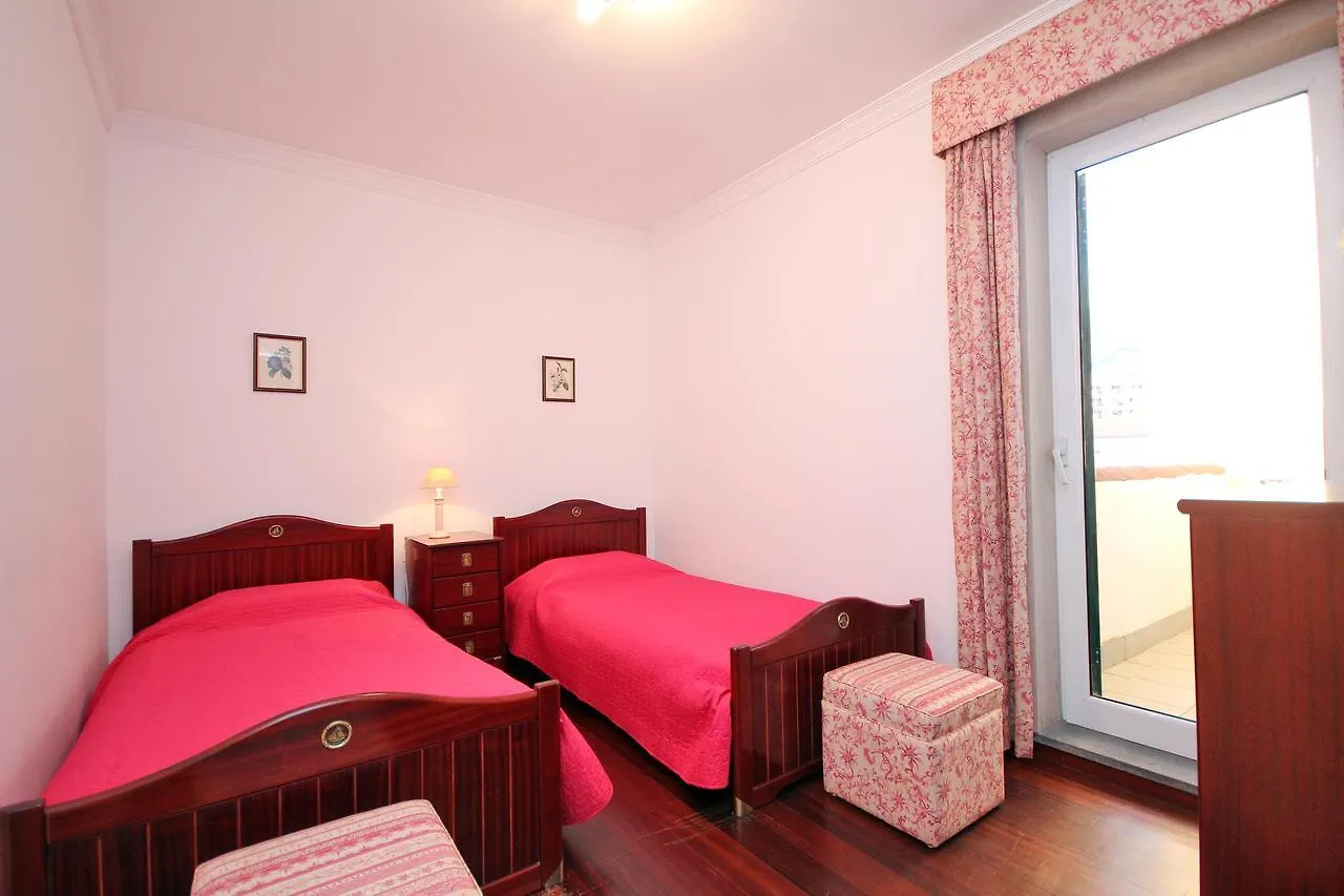 Old Town Apartment Sea View Funchal