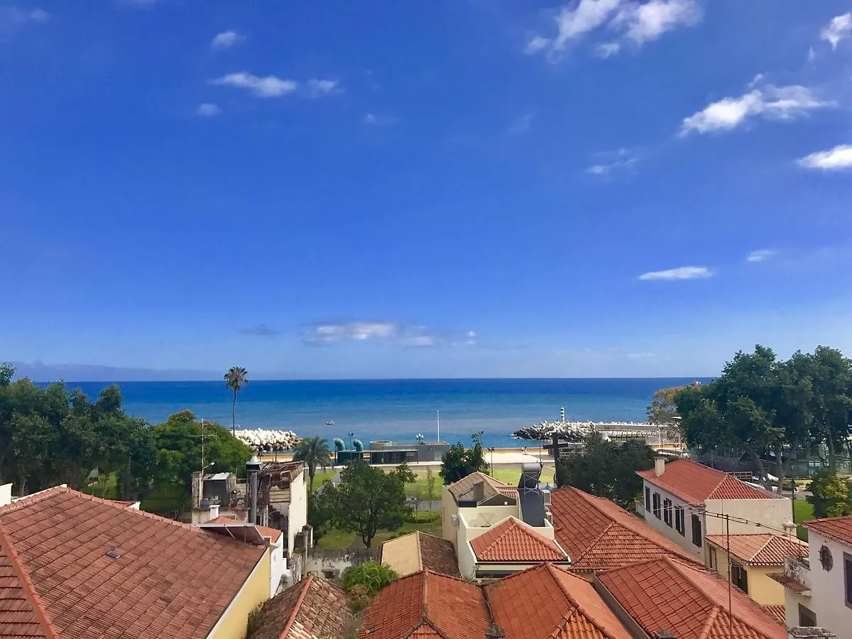 Old Town Apartment Sea View Funchal